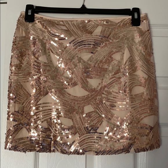 Jun & Ivy Pink Sequin Skirt - Picture 2 of 5